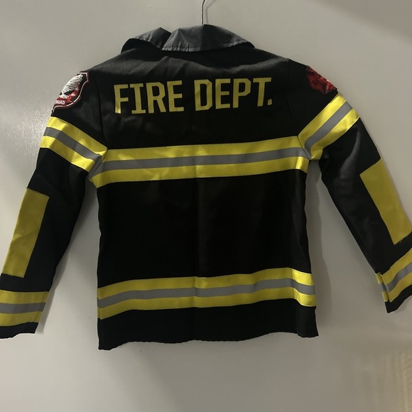 Disguise Unisex Kid's Halloween/Dress-Up Firefighter Costume S (4-6) - Picture 5 of 7